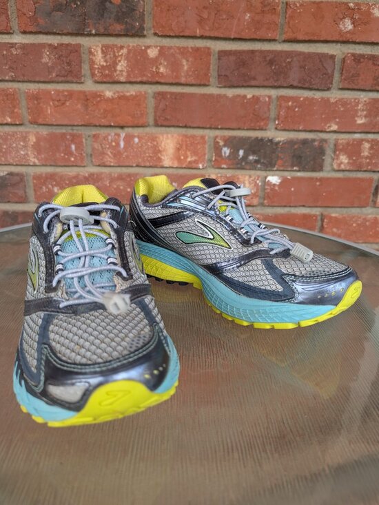 Women's Brooks Ghost 6 Running Shoes Size 9 Wide - Picture 4 of 12